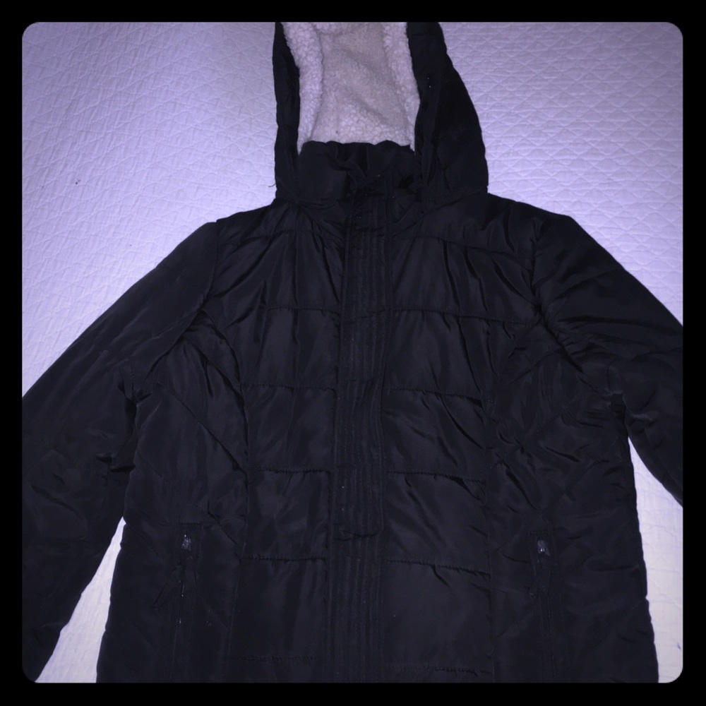 American eagle oufiters puff coat